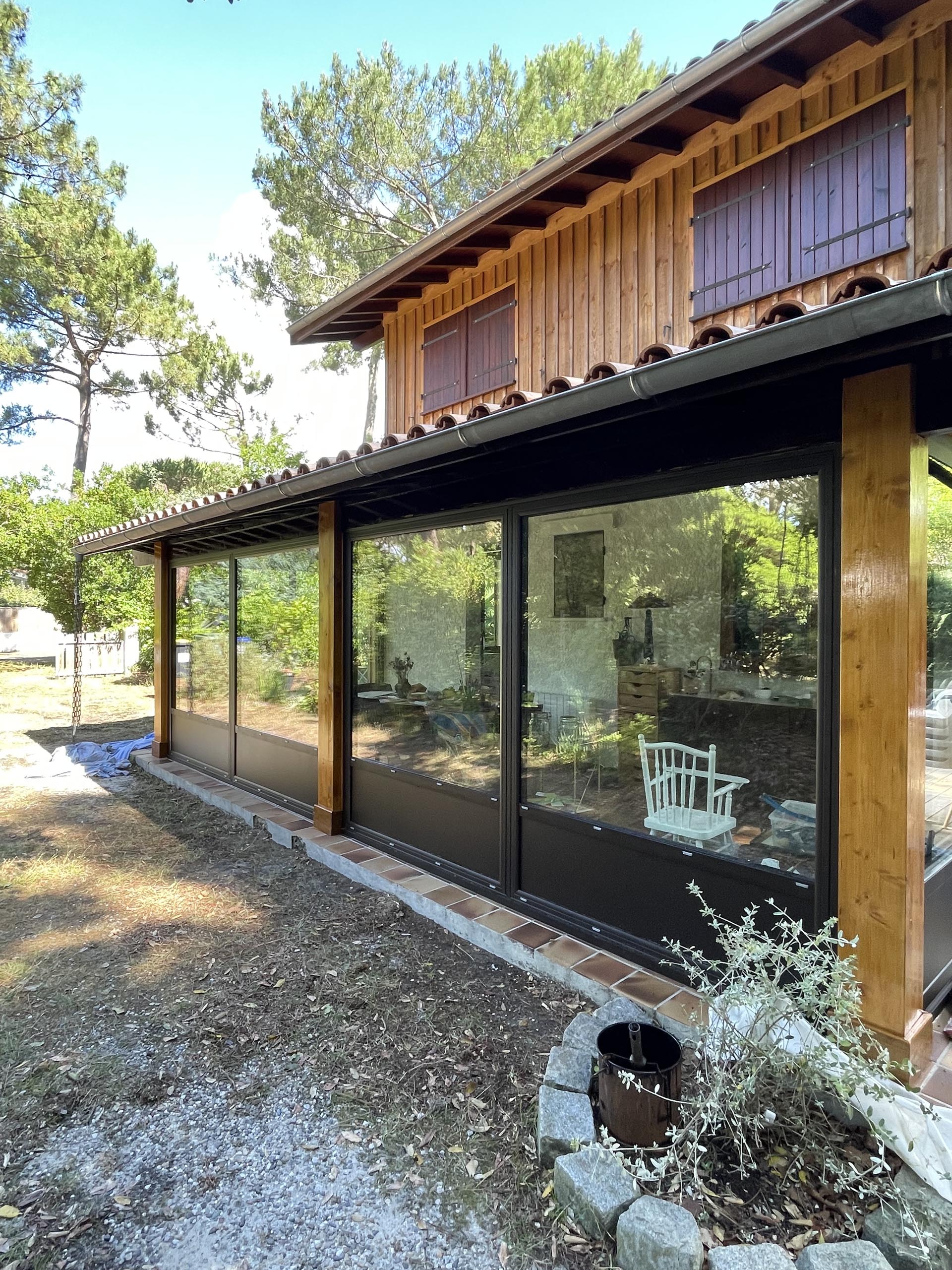 baie vitree coulissante aluminium anthracite veranda bois